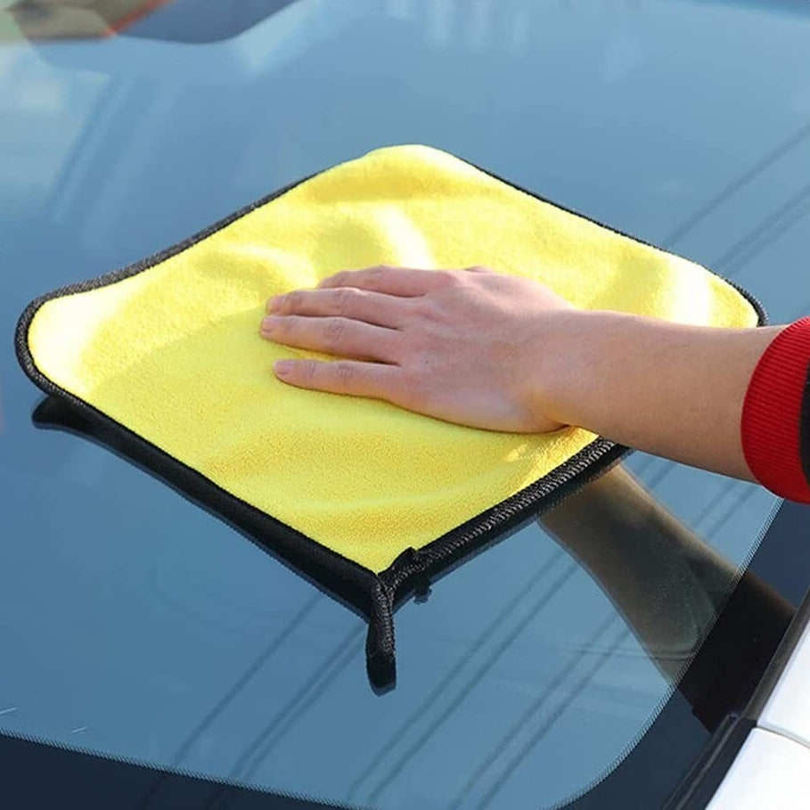 Premium Microfiber car cleaning towel - Image 2